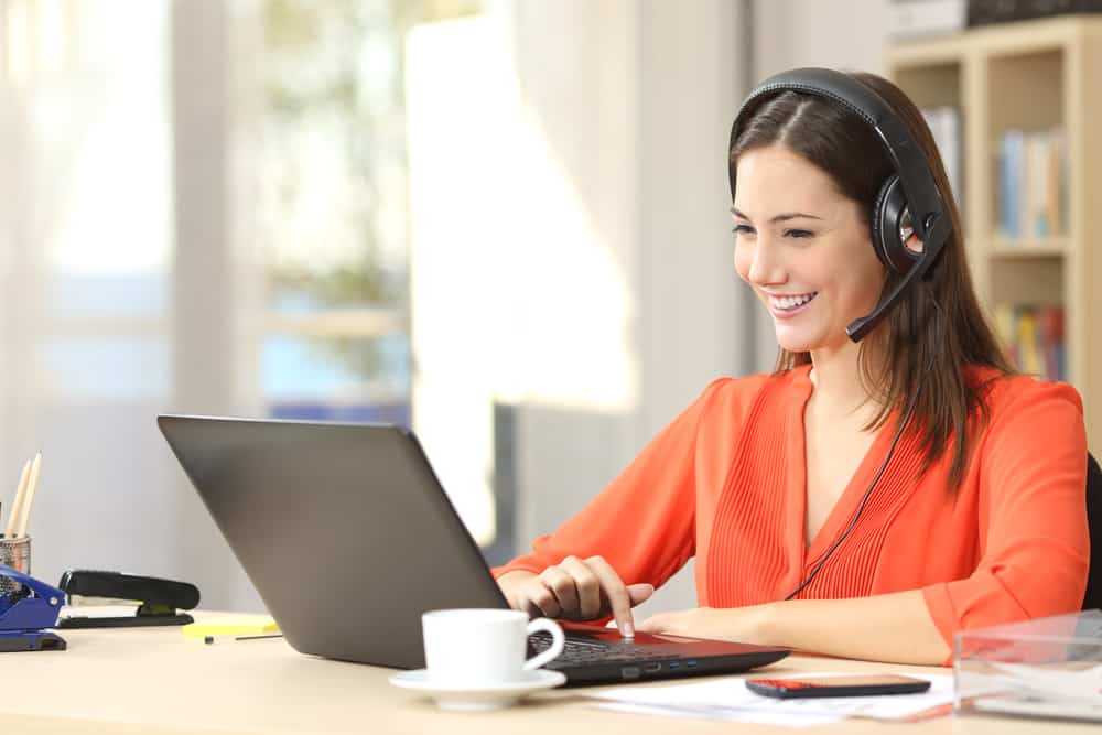 Live chat remote work opportunity review